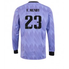 Real Madrid Ferland Mendy #23 Bortatröja 2022-23 Långa ärmar
